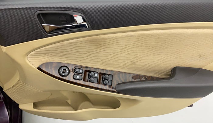 2012 Hyundai Verna FLUIDIC 1.6 EX VTVT, Petrol, Manual, 25,373 km, Driver Side Door Panels Control
