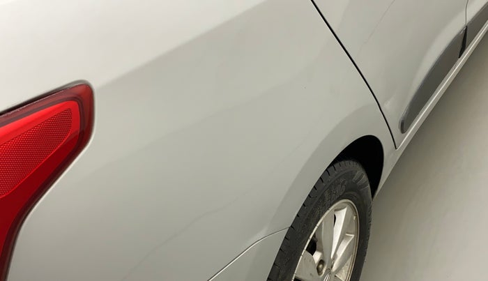2015 Hyundai Xcent SX 1.2 (O), Petrol, Manual, 92,511 km, Right quarter panel - Minor scratches