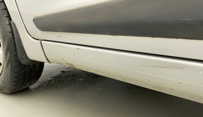 2015 Hyundai Xcent SX 1.2 (O), Petrol, Manual, 92,511 km, Left running board - Minor scratches
