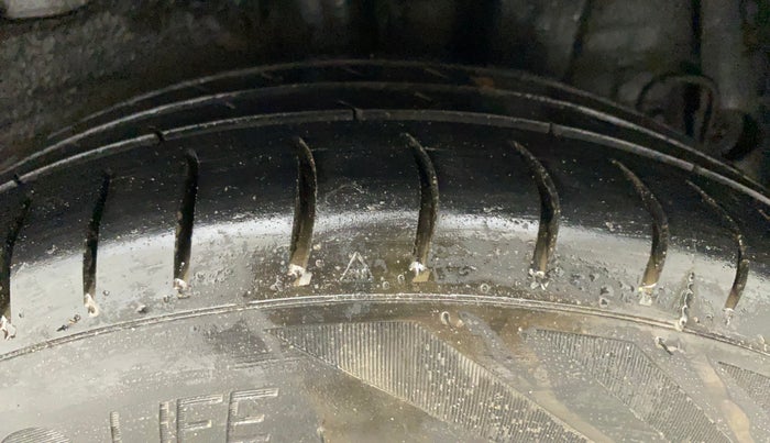 2015 Hyundai Xcent SX 1.2 (O), Petrol, Manual, 92,511 km, Left Rear Tyre Tread