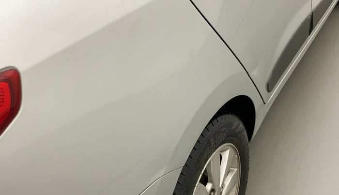 2015 Hyundai Xcent SX 1.2 (O), Petrol, Manual, 92,511 km, Right quarter panel - Slightly dented
