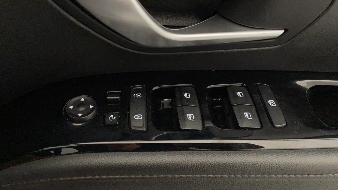 2023 Hyundai Tucson (FWD), Automatic, 45139 km, Drivers Side Door Panel Controls