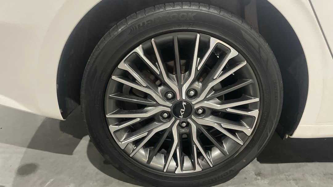2022 Kia Cerato Sport+, Automatic, 107291 km, Right Rear Wheel