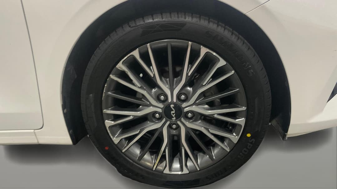 2022 Kia Cerato Sport+, Automatic, 107291 km, Right Front Wheel