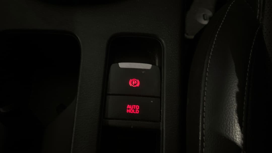 2022 Kia Cerato Sport+, Automatic, 107291 km, Handbrake