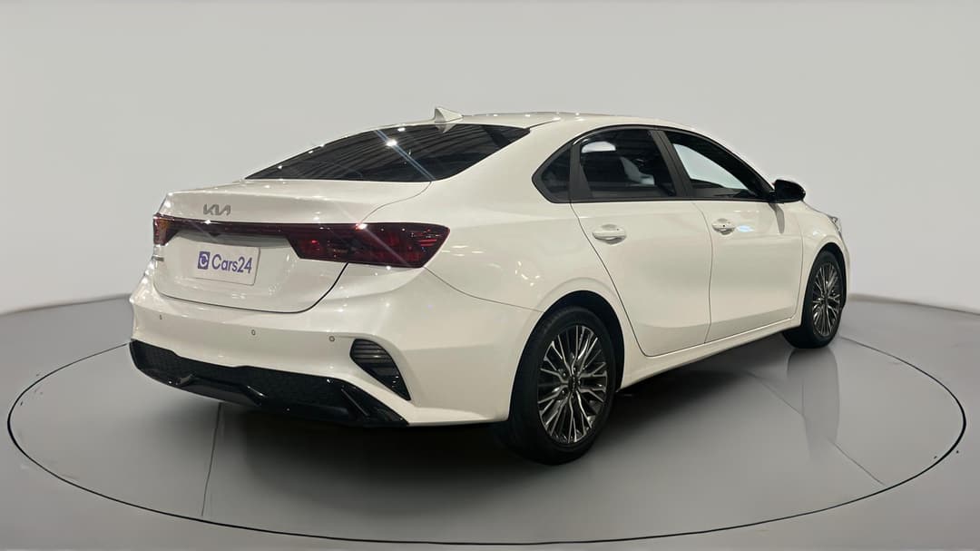 2022 Kia Cerato Sport+, Automatic, 107291 km, Right Back Diagonal (45- Degree) View