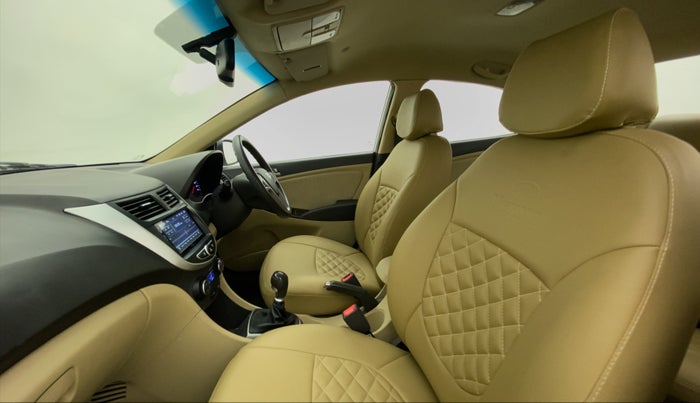 2017 Hyundai Verna 1.6 CRDI SX, Diesel, Manual, 93,041 km, Right Side Front Door Cabin