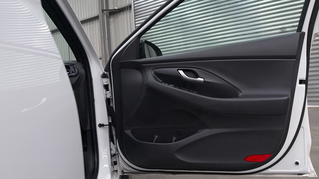 2024 Hyundai i30 N Line, Automatic, 56439 km, Speaker View