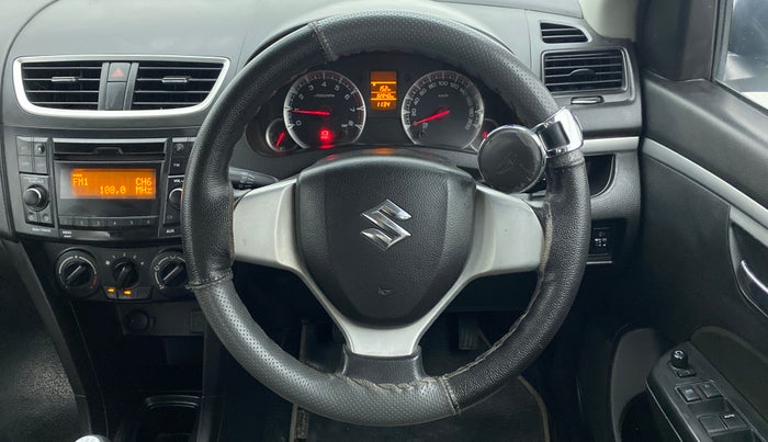 2015 Maruti Swift VXI, Petrol, Manual, 33,039 km, Steering Wheel Close Up