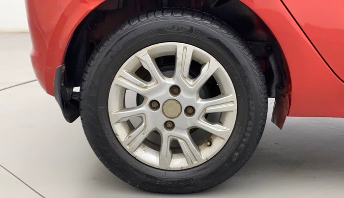 2016 Tata Tiago XZ PETROL, Petrol, Manual, 65,210 km, Right Rear Wheel