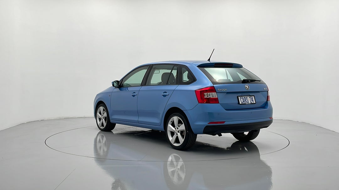 Left Back Diagonal (45- Degree) View