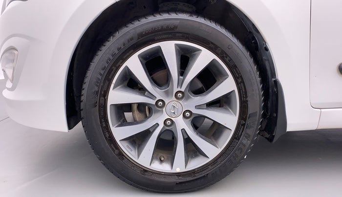 2017 Hyundai Verna FLUIDIC 1.6 SX VTVT, Petrol, Manual, 71,610 km, Left Front Wheel