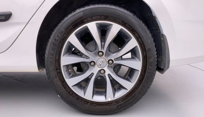 2017 Hyundai Verna FLUIDIC 1.6 SX VTVT, Petrol, Manual, 71,610 km, Left Rear Wheel