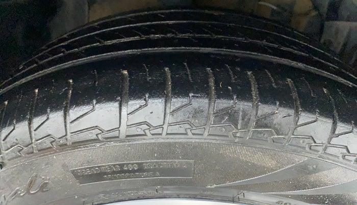 2020 Maruti S Cross ALPHA 1.5 SMART HYBRID, Petrol, Manual, 40,195 km, Right Front Tyre Tread