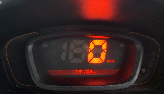 2016 Renault Kwid RXT, Petrol, Manual, 73,101 km, Odometer Image