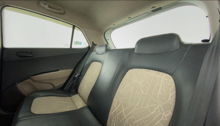 2017 Hyundai Grand i10 MAGNA 1.2 KAPPA VTVT, Petrol, Manual, 37,511 km, Right Side Rear Door Cabin