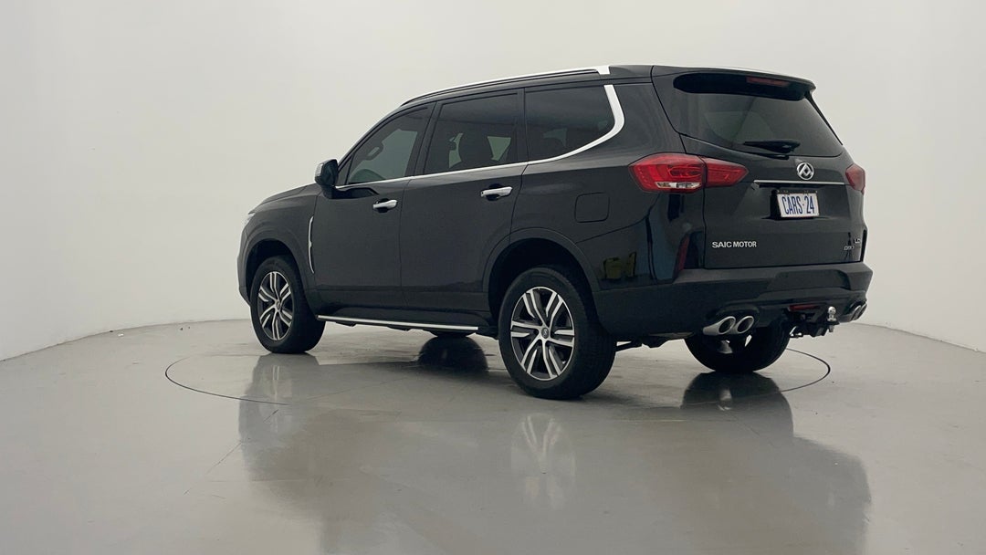 Left Back Diagonal (45- Degree) View