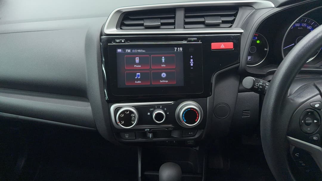 2015 Honda Jazz Vti, Automatic, 99481 km, Center Console
