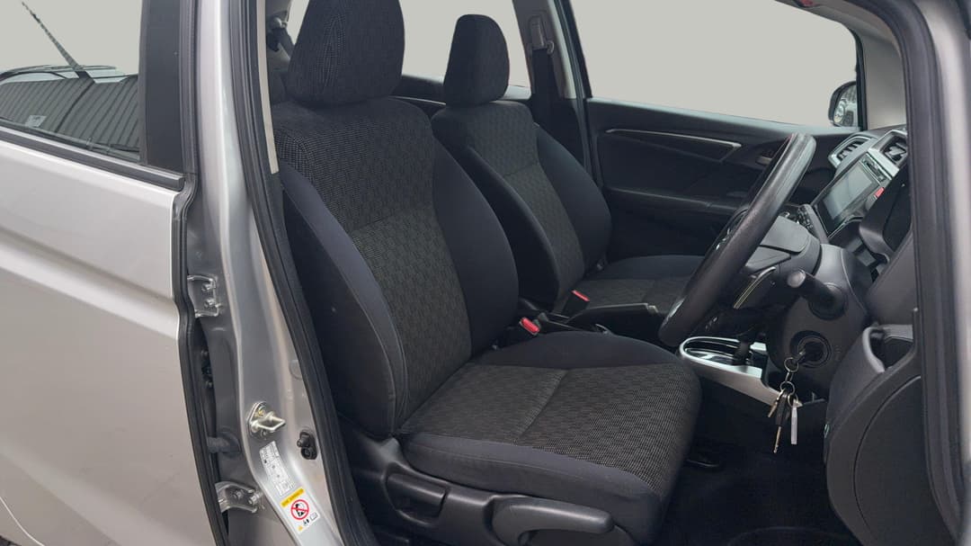 2015 Honda Jazz Vti, Automatic, 99481 km, Right Side Front Door Cabin View
