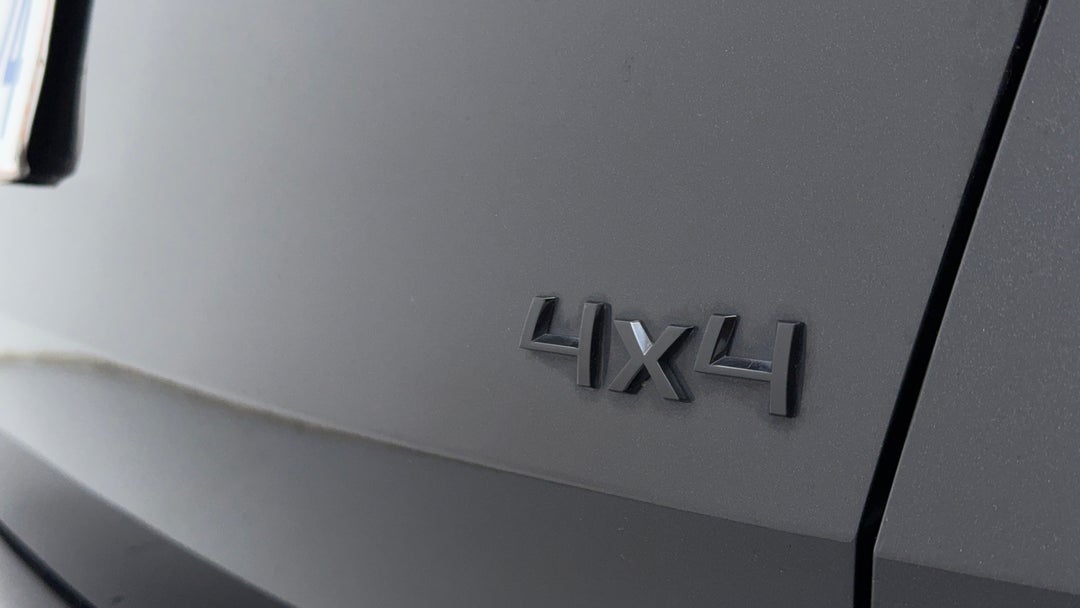 Badge (Boot Right Side)