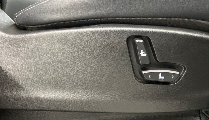 2019 MG HECTOR SHARP 2.0 DIESEL, Diesel, Manual, 26,306 km, Driver Side Adjustment Panel