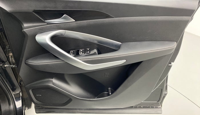 2019 MG HECTOR SHARP 2.0 DIESEL, Diesel, Manual, 26,306 km, Driver Side Door Panels Control