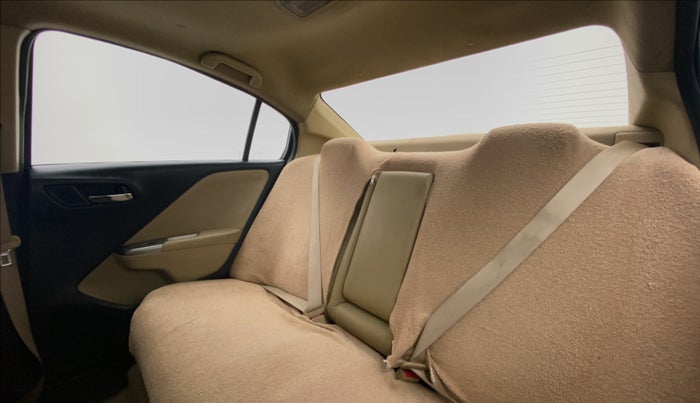 2015 Honda City VX CVT PETROL, Petrol, Automatic, 37,835 km, Right Side Rear Door Cabin View