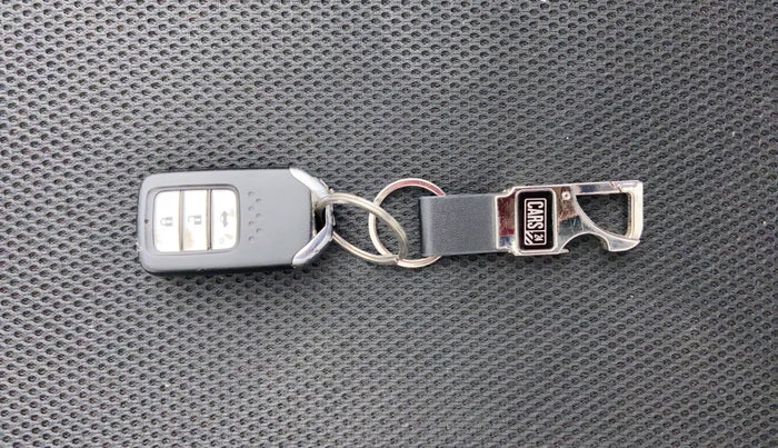 2015 Honda City VX CVT PETROL, Petrol, Automatic, 37,835 km, Key Close up