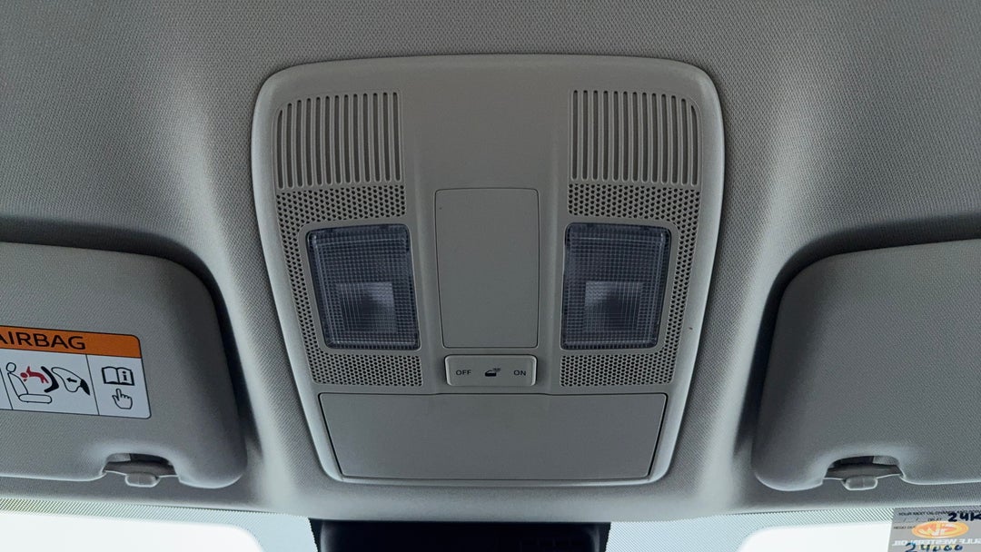 On-Roof Controls/Sunglass holder