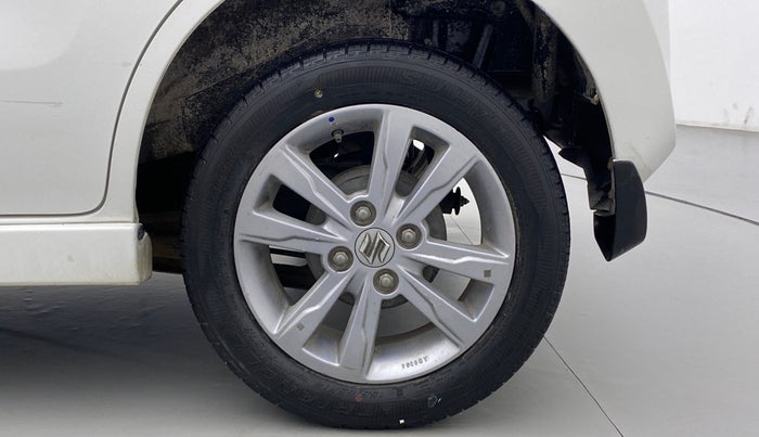 2013 Maruti Wagon R Stingray VXI, Petrol, Manual, 39,299 km, Left Rear Wheel