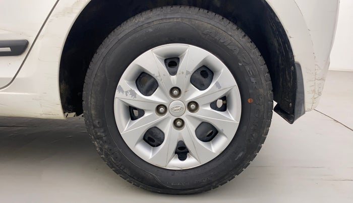 2016 Hyundai Elite i20 MAGNA 1.2, Petrol, Manual, 38,231 km, Left Rear Wheel
