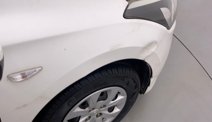 2016 Hyundai Elite i20 MAGNA 1.2, Petrol, Manual, 38,231 km, Right fender - Slightly dented