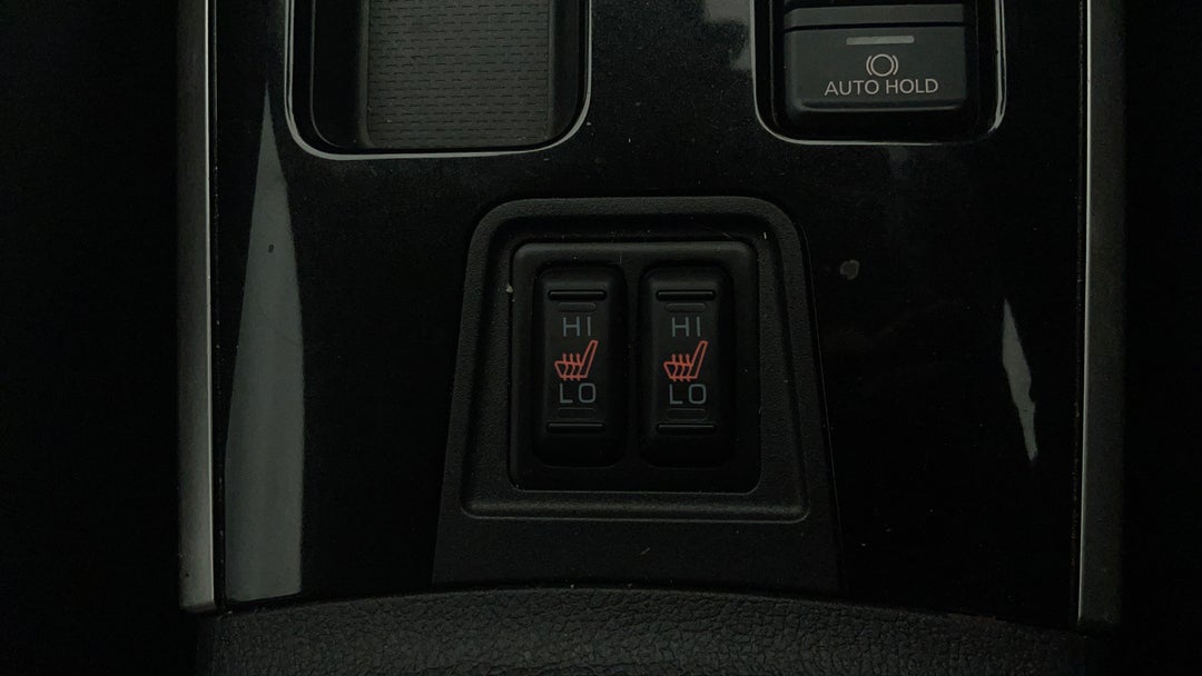 2020 Mitsubishi Outlander Ls 7 Seat (2wd), Automatic, 108450 km, Ventilated Seats