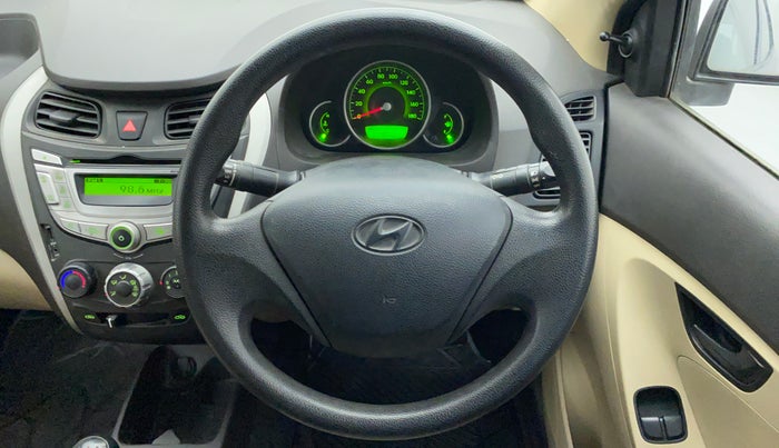 2013 Hyundai Eon MAGNA PLUS, Petrol, Manual, 31,585 km, Steering Wheel Close Up