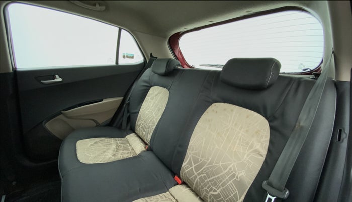 2014 Hyundai Grand i10 ASTA 1.2 (O) VTVT, Petrol, Manual, 68,152 km, Right Side Door Cabin View