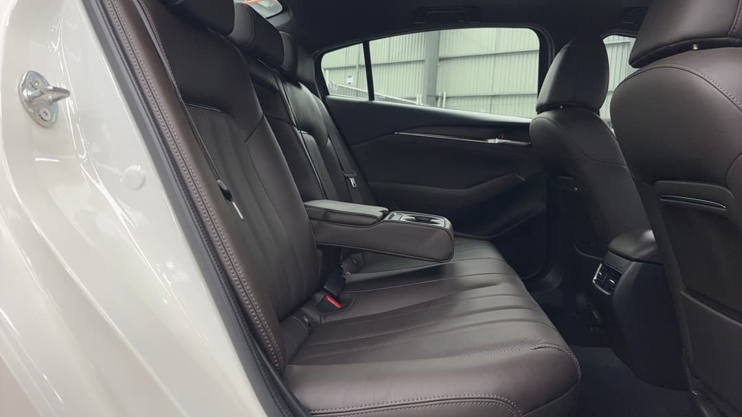 2018 Mazda 6 Atenza, Automatic, 150776 km, Right Side Rear Door Cabin View