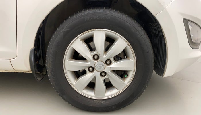 2012 Hyundai i20 SPORTZ 1.4 CRDI, Diesel, Manual, 98,858 km, Right Front Wheel