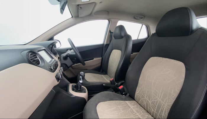 2017 Hyundai Grand i10 1.2 CRDI Sportz O, Diesel, Manual, 55,360 km, Right Side Front Door Cabin