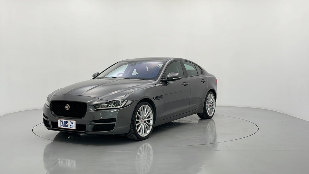 Left Front Diagonal (45- Degree) View