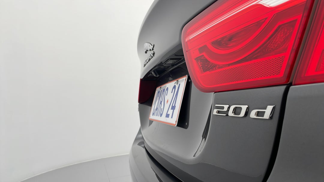 Badge (Boot Right Side)