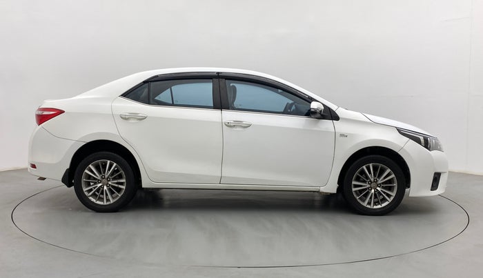 2016 Toyota Corolla Altis VL AT, Petrol, Automatic, 69,981 km, Right Side View