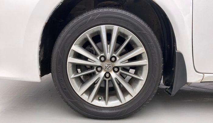 2016 Toyota Corolla Altis VL AT, Petrol, Automatic, 69,981 km, Left Front Wheel