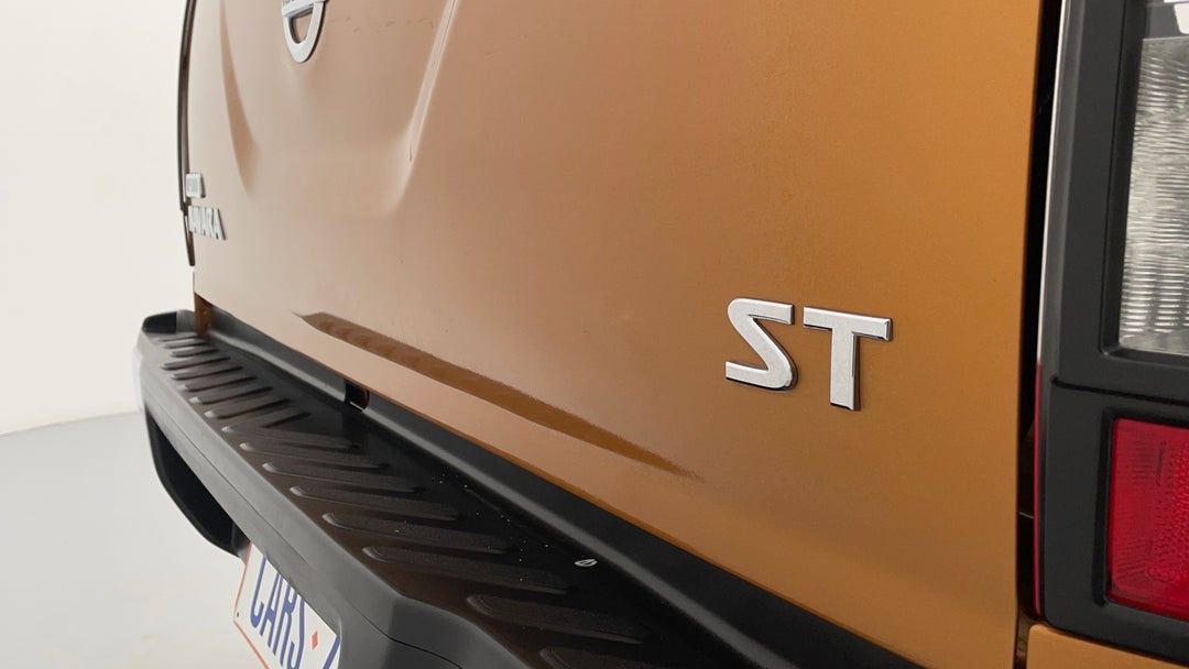 Badge (Boot Right Side)