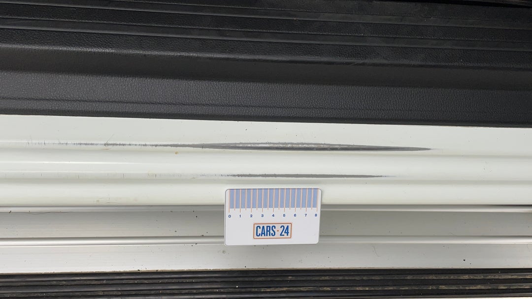 Door Sills Front RHS Scratch