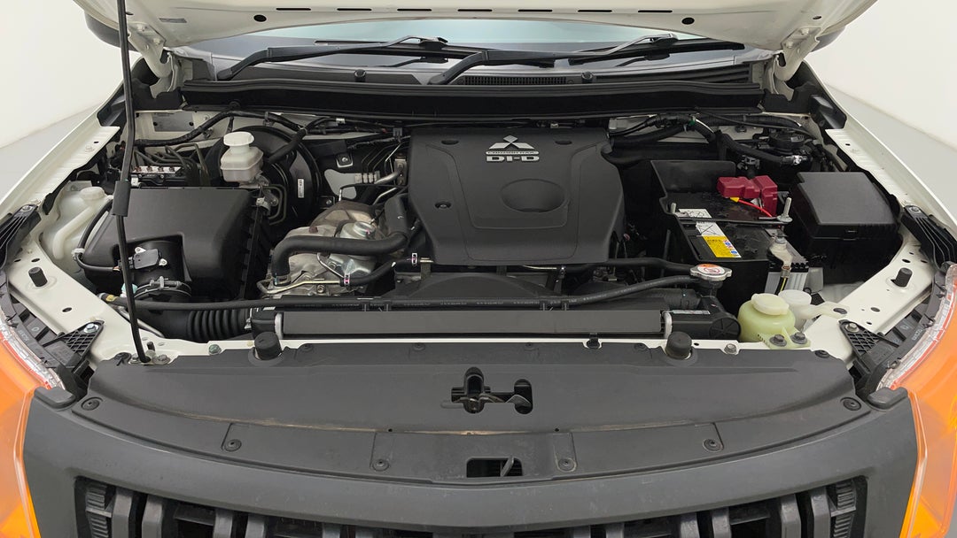 Open Bonnet (Engine)