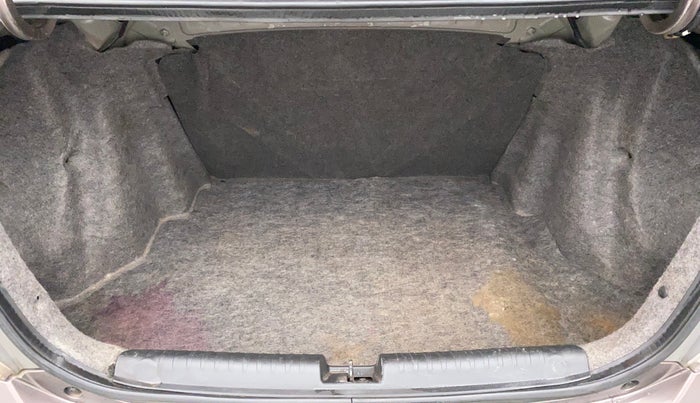 2015 Honda Amaze 1.2L I-VTEC SX, Petrol, Manual, 61,874 km, Boot Inside