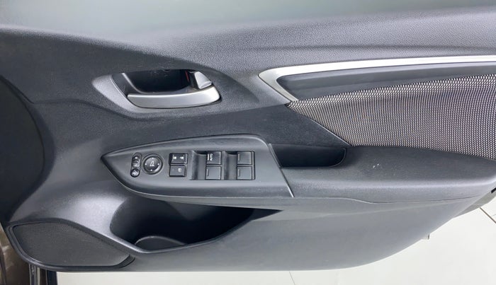 2018 Honda WR-V 1.5 i-DTEC VX MT, Diesel, Manual, 64,774 km, Driver Side Door Panels Control