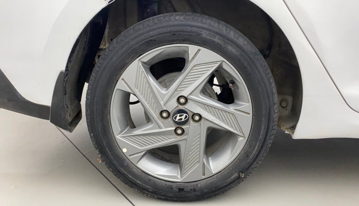 2020 Hyundai Verna SX 1.5 VTVT, Petrol, Manual, 38,431 km, Right Rear Wheel