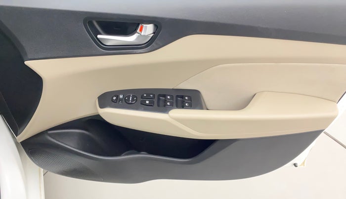 2020 Hyundai Verna SX 1.5 VTVT, Petrol, Manual, 38,431 km, Driver Side Door Panels Control