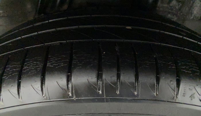 2018 Honda WR-V 1.2 i-VTEC VX MT, Petrol, Manual, 24,329 km, Right Front Tyre Tread